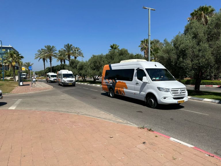 הסעות למוסדות ולמפעלים